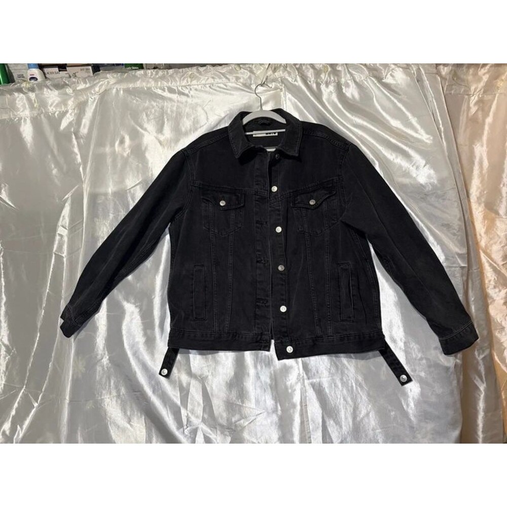 Topshop moto Women’s black denim Jacket size 8